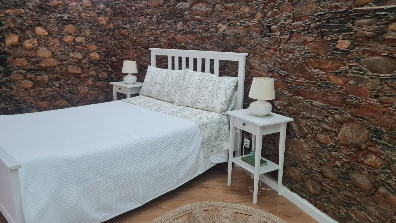 Villa Casa Do Adro Da Igreja Velha à Janeiro de Cima Extérieur photo